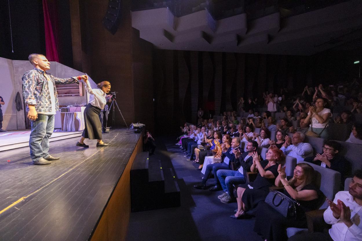 Şehir Tiyatrosu Birbirinden Güzel Eserleri Sahneye Taşıyor